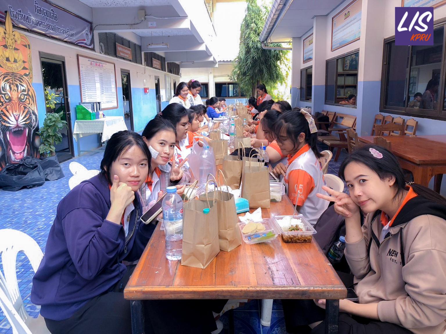 145. โครงการจิตอาสาพัฒนา "ห้องสมุด" โรงเรียนบ้านคลองตาล(กระจ่างจินดา) ต.คลองตาล อ.ศรีสำโรง จ.สุโขทัย